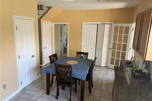 433 Metacom Ave, Bristol, RI 02809 - Photo 15