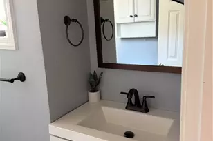 433 Metacom Ave, Bristol, RI 02809 - Photo 23