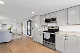 385 Park Ave, Portsmouth, RI 02871 - Photo 23