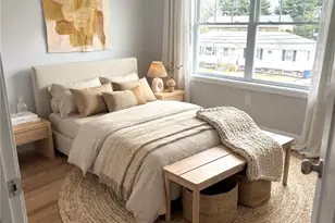 339 East St, Cranston, RI 02920 - Photo 17