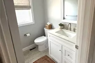 339 East St, Cranston, RI 02920 - Photo 9