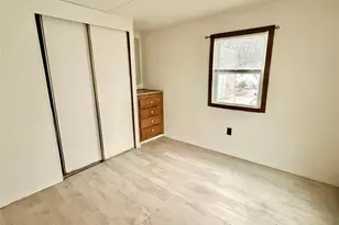 738 Forest Ave Mobile Home Park, Middletown, RI 02842 - Photo 11