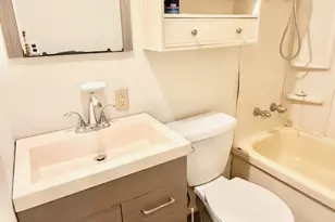 738 Forest Ave Mobile Home Park, Middletown, RI 02842 - Photo 9