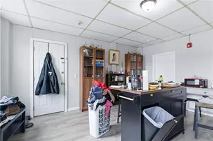 513 Washington St, Coventry, RI 02816 - Photo 7