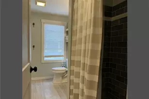 118 Wentworth Ave, Cranston, RI 02905 - Photo 9