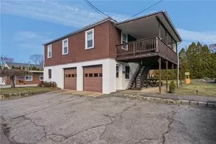 3 Columbus Ave, Westerly, RI 02891 - Photo 3