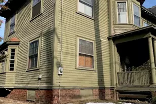 236 Pleasant St, Providence, RI 02906 - Photo 5