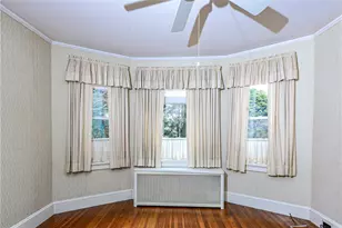 546 Jepson Ln, Middletown, RI 02842 - Photo 15