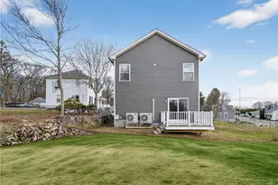 250 Fountain Ave, Johnston, RI 02919 - Photo 19