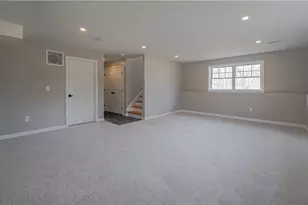 197 Carpenter Rd, Scituate, RI 02825 - Photo 23