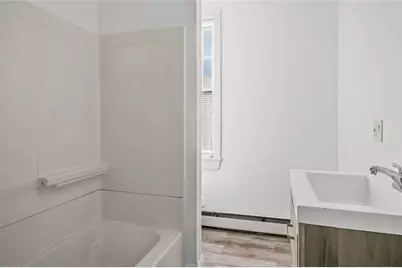 123 Radcliffe Avenue #3rd floor, Providence, RI 02908 - Photo 7