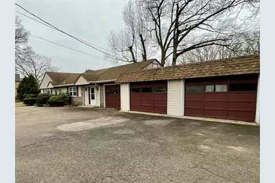 73 Byron Boulevard, Warwick, RI 02888 - Photo 3