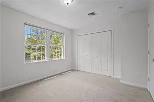 148 Samuel Ave, Pawtucket, RI 02860 - Photo 15