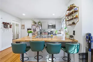 27 Barney St, Warren, RI 02885 - Photo 5