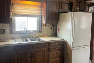 33 Van Buren St, Warwick, RI 02888 - Photo 15