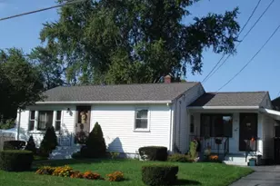 33 Van Buren St, Warwick, RI 02888 - Photo 1