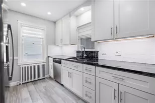 5 Holten Ave, Newport, RI 02840 - Photo 9