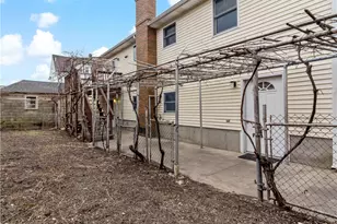 101 Gooding Street St, Pawtucket, RI 02860 - Photo 23