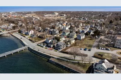 115 Washington Street, Newport, RI 02840 - Photo 45