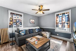 95 Ivy St, East Providence, RI 02914 - Photo 3