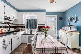 95 Ivy St, East Providence, RI 02914 - Photo 9