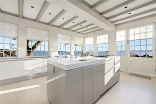 221 Hope St, Bristol, RI 02809 - Photo 21