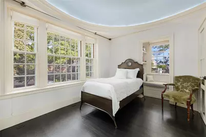 221 Hope Street #2, Bristol, RI 02809 - Photo 31