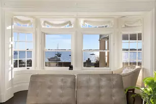 221 Hope St, Bristol, RI 02809 - Photo 17