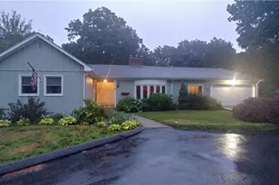 10 Blue Mist Dr, Lincoln, RI 02838 - Photo 3