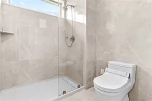 82 Ellery Rd, Newport, RI 02840 - Photo 19