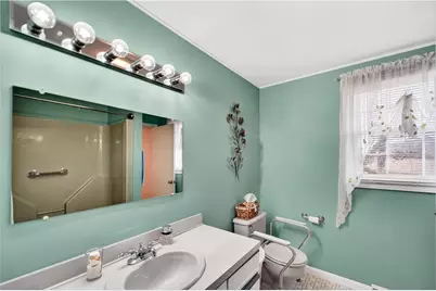 222 Killey Avenue, Warwick, RI 02889 - Photo 13