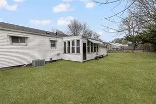 16 Vista Dr, Lincoln, RI 02865 - Photo 31