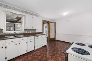 16 Vista Dr, Lincoln, RI 02865 - Photo 19