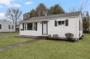 16 Vista Dr, Lincoln, RI 02865 - Photo 5