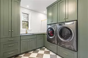 101 Congdon St, Providence, RI 02906 - Photo 41