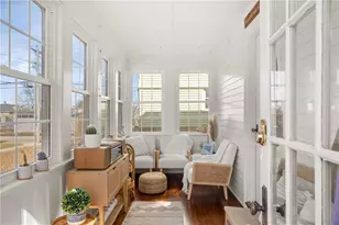 35 Hall Ave, Newport, RI 02840 - Photo 7