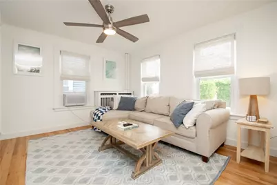 33 Slocum Street, Newport, RI 02840 - Photo 5