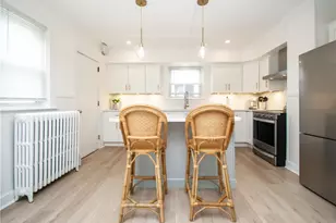 33 Slocum St, Newport, RI 02840 - Photo 15