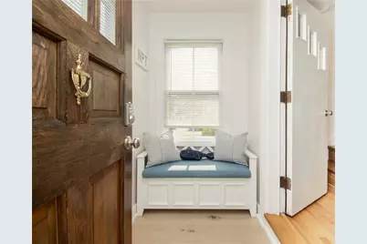 33 Slocum Street, Newport, RI 02840 - Photo 1