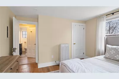 629 Thames Street, Newport, RI 02840 - Photo 19