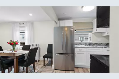 629 Thames Street, Newport, RI 02840 - Photo 15