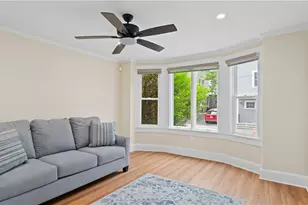629 Thames St, Newport, RI 02840 - Photo 9