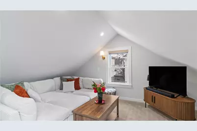 629 Thames Street, Newport, RI 02840 - Photo 29