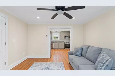 629 Thames Street, Newport, RI 02840 - Photo 7