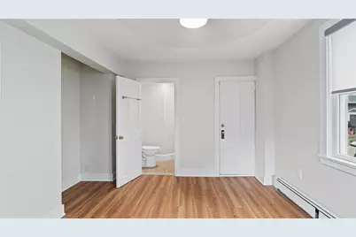 629 Thames Street, Newport, RI 02840 - Photo 15