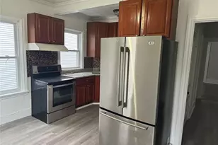 25 Brighton St, Providence, RI 02909 - Photo 33