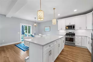 314 Chases Ln, Middletown, RI 02842 - Photo 3