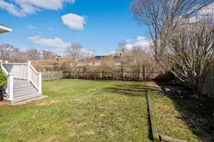 173 Weeden Dr, Warwick, RI 02818 - Photo 33