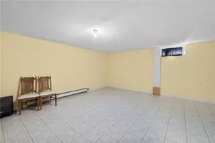 76 Moorefield St, Providence, RI 02909 - Photo 27