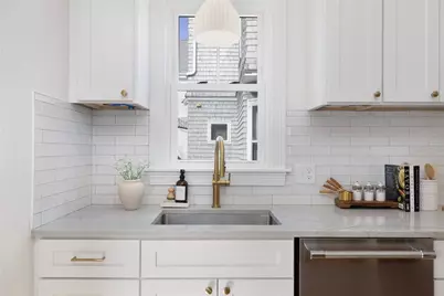 61 Gibbs Avenue, Newport, RI 02840 - Photo 15